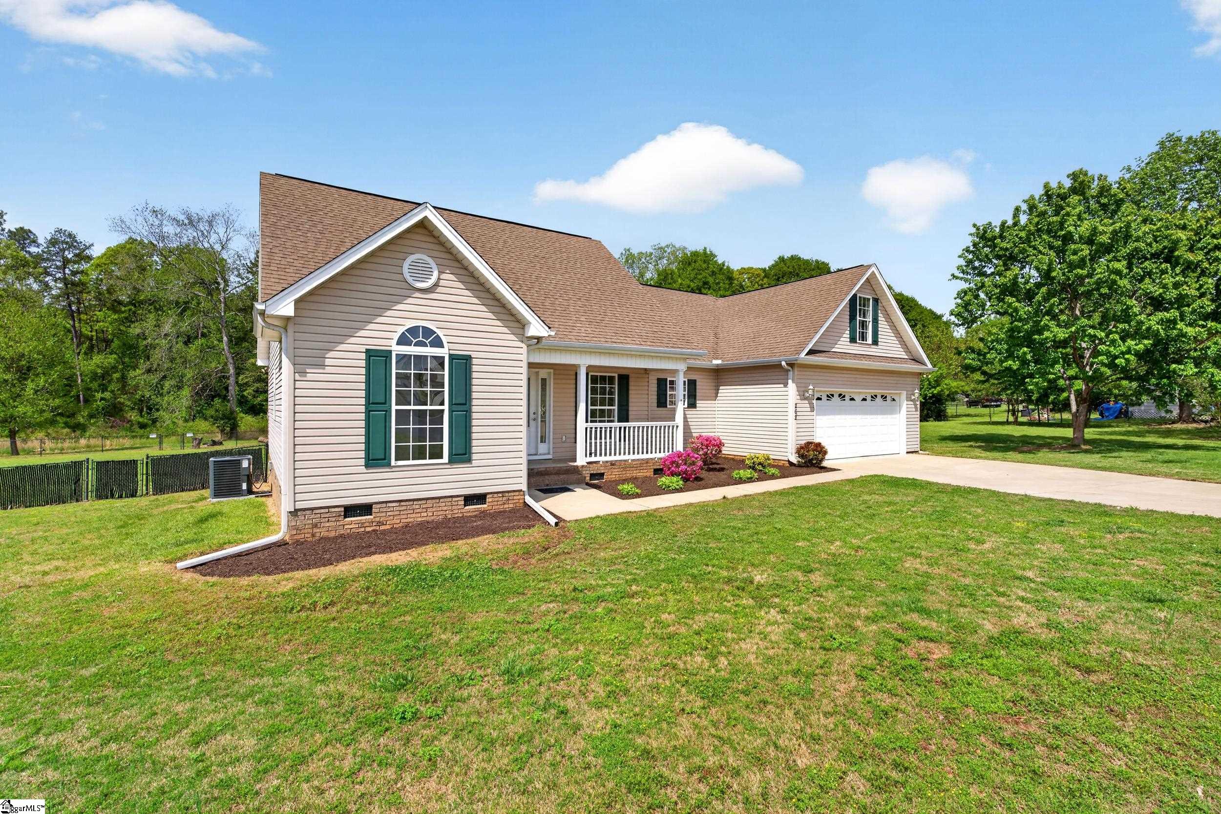 262 Proffitts Way Inman, SC 29349 - Photo 5 of 40 Gallery Image 5