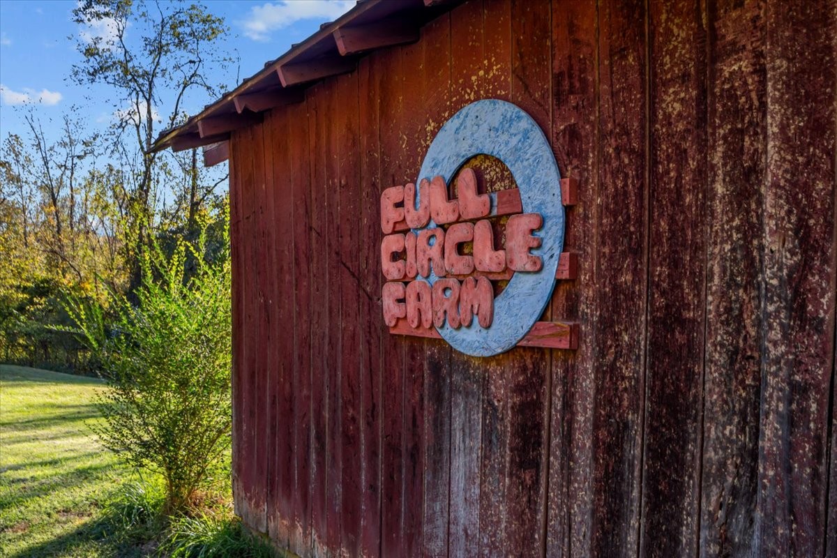 676 Mt Lebanon Road Dickson, TN 37055 - Photo 39 of 74 a front view of a house with garden