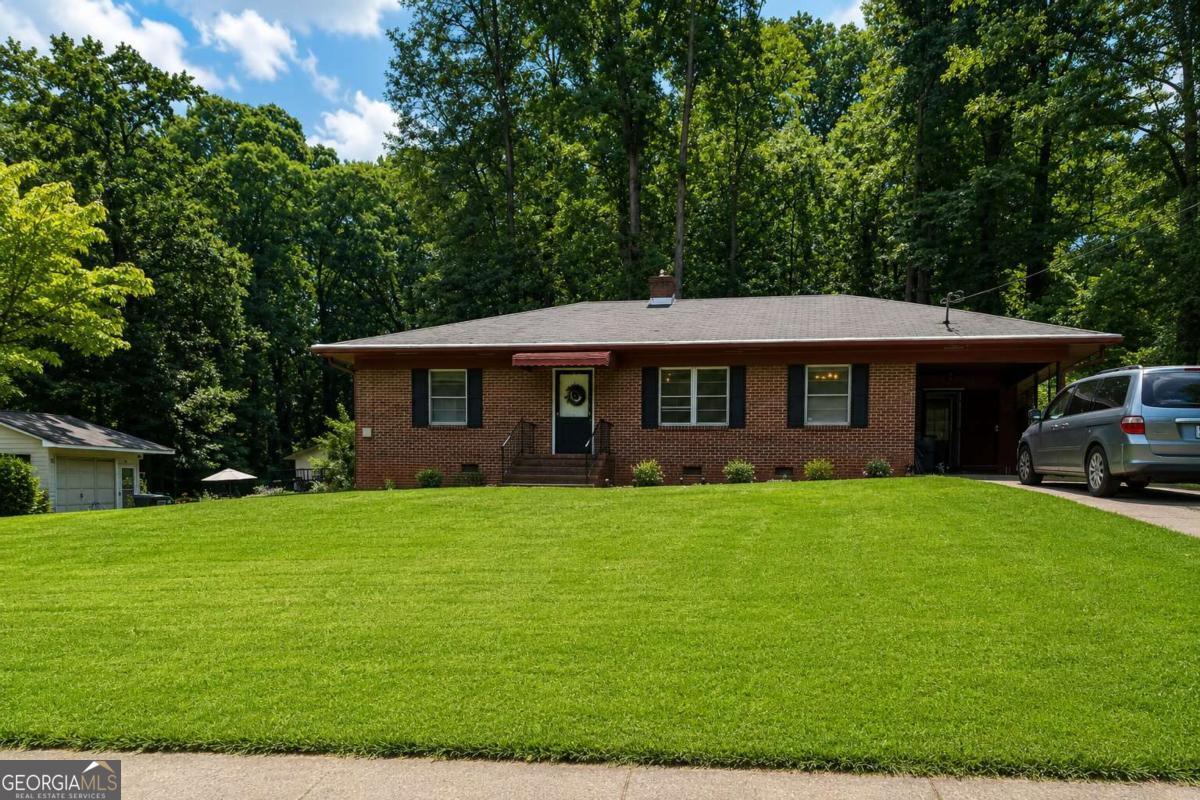 109 Club Drive Stockbridge, GA 30281 - Photo 1 of 4