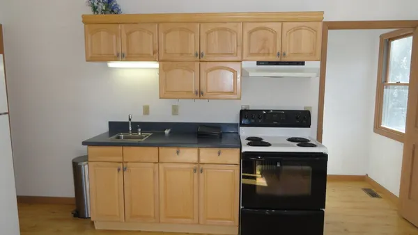 $850 | 1978 Russell Manor Road, Hiawassee, GA 30546