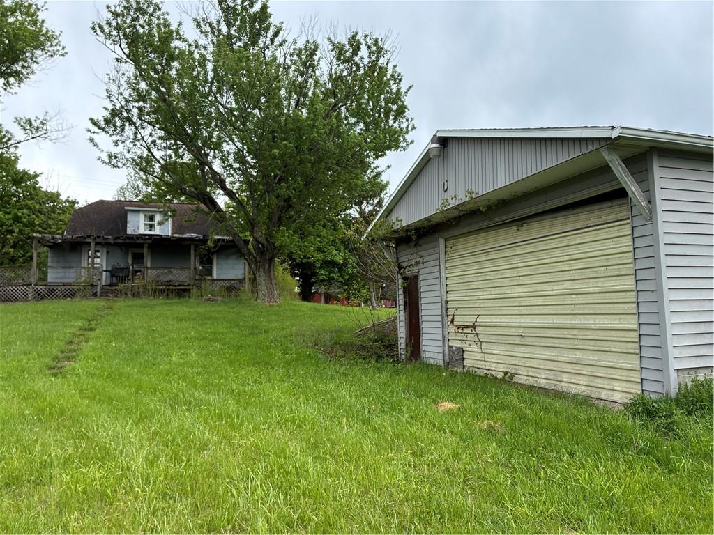 105 Lentz Road Latrobe, PA 15650 - Photo 7 of 32