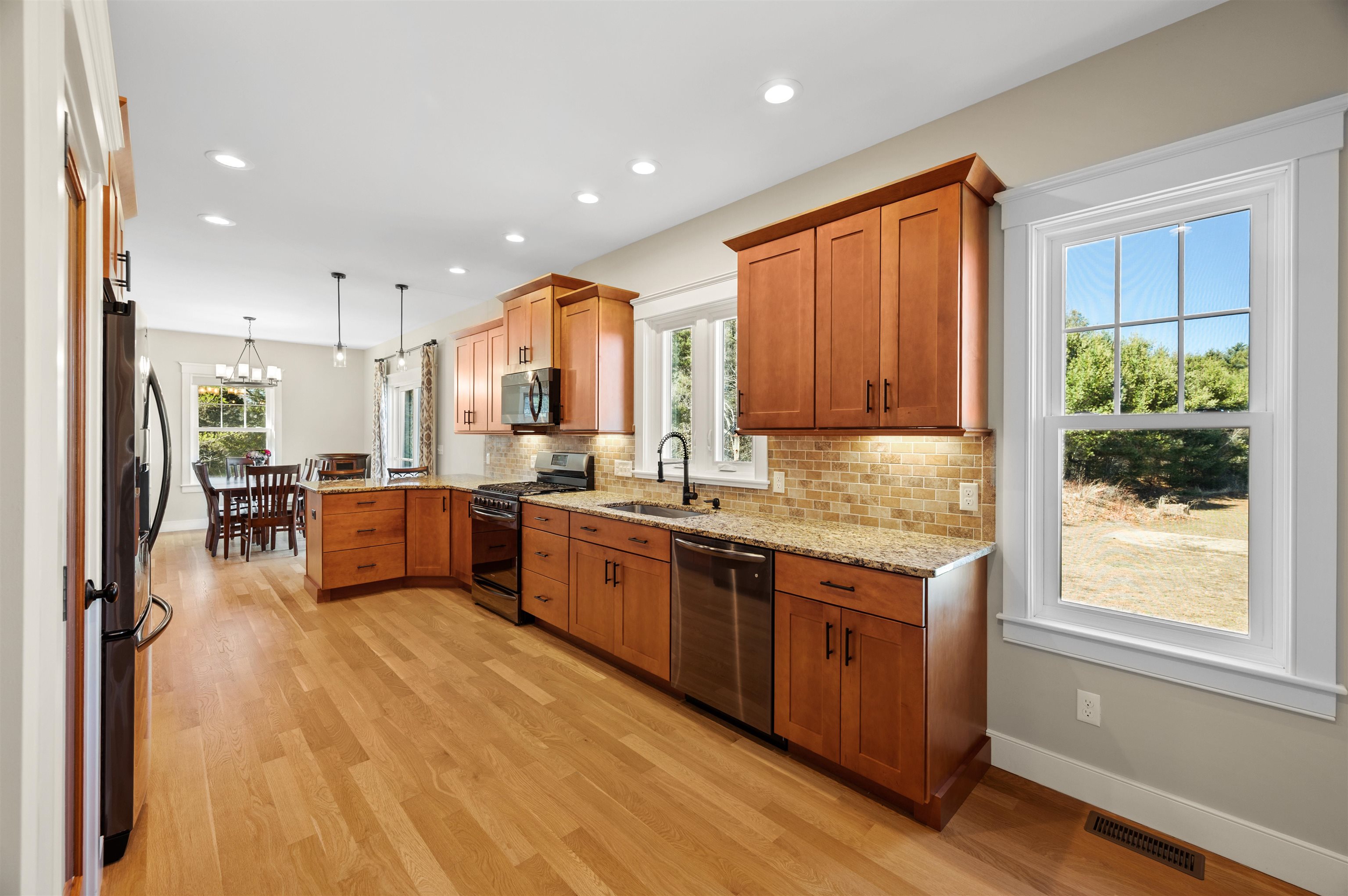 366 Ash Swamp Road Newmarket, NH 03857 - Photo 11 of 58