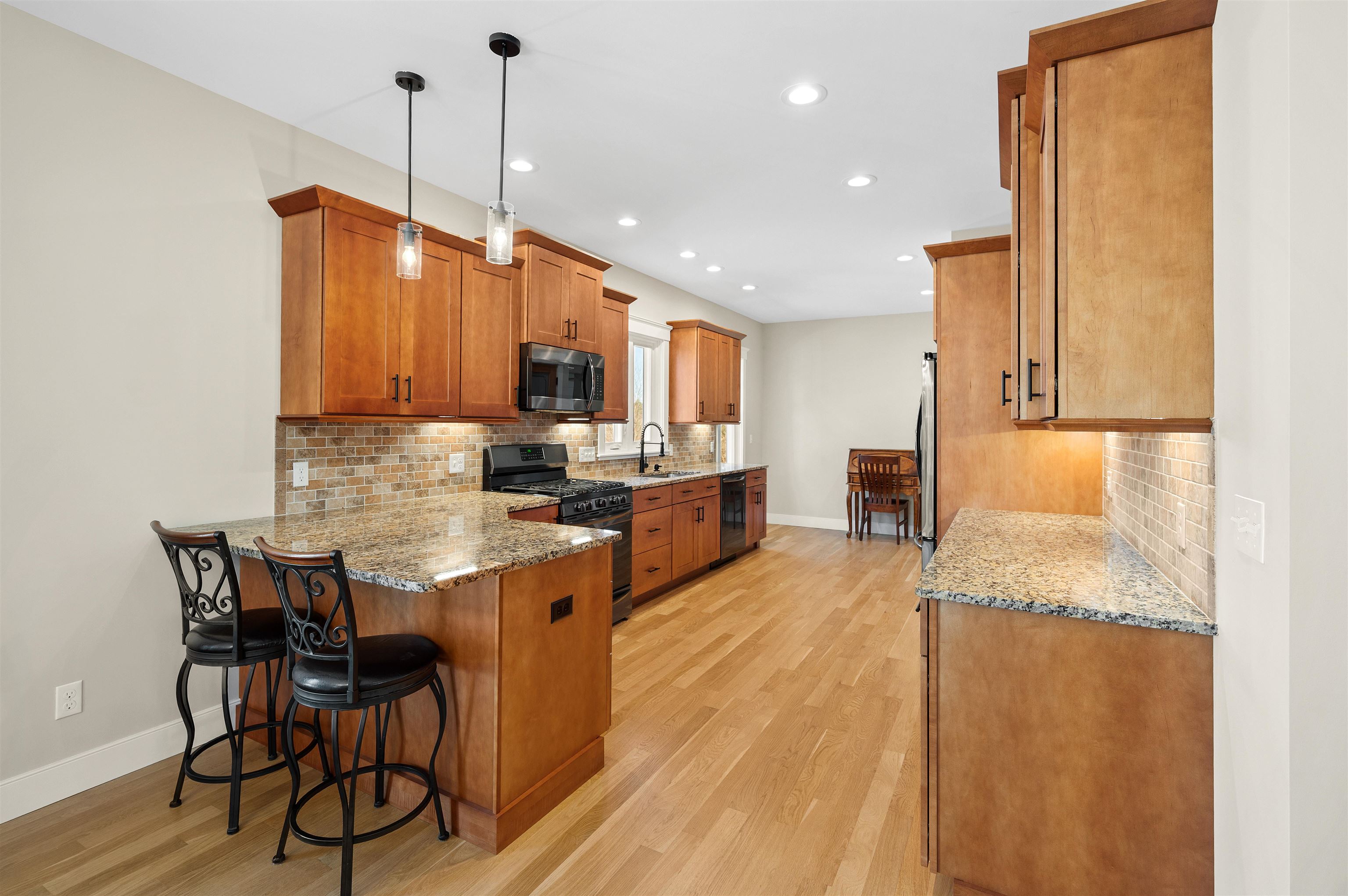 366 Ash Swamp Road Newmarket, NH 03857 - Photo 8 of 58