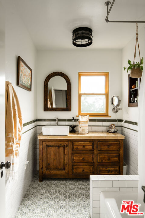 400 Virginia Road Fullerton, CA 92831 - Photo 22 of 37