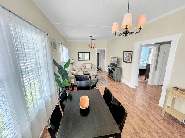 $1,700 | 1504 Christopher Columbus Boulevard, Galveston, TX 77550