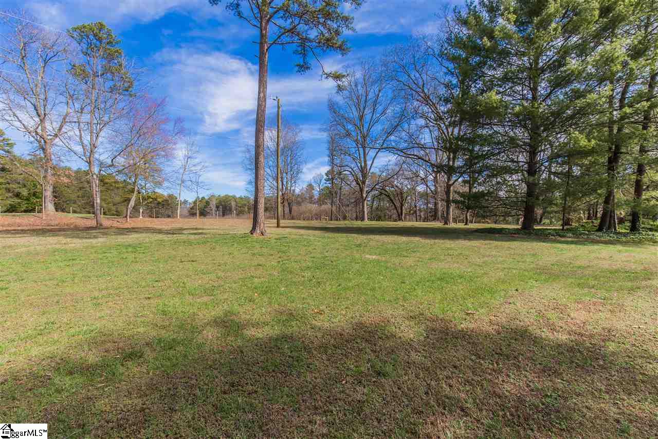 277 East Old Mill Road Travelers Rest, SC 29690 - Photo 34 of 36
