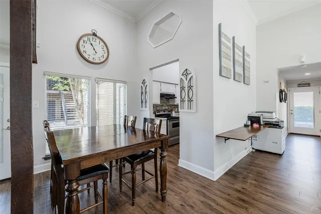 $850 | 10401 North Lamar Boulevard, Unit J102, Austin, TX 78753