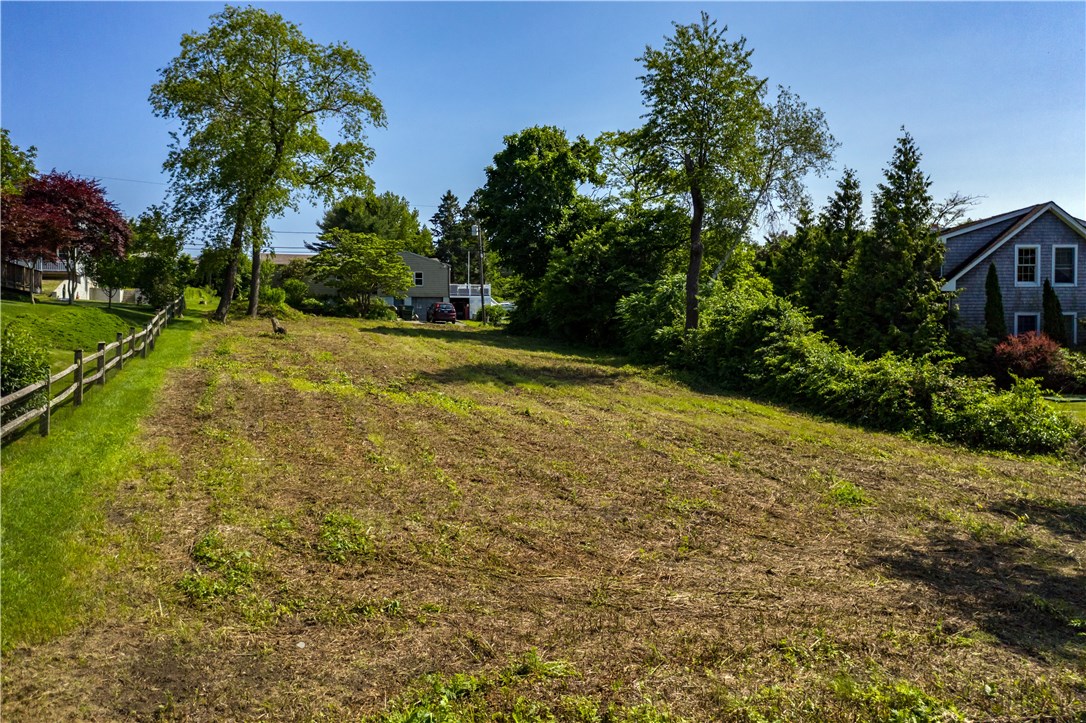 33 Seaspray Way Little Compton, RI 02837 - Photo 12 of 25