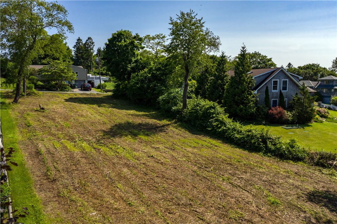 33 Seaspray Way Little Compton, RI 02837 - Photo 13 of 25