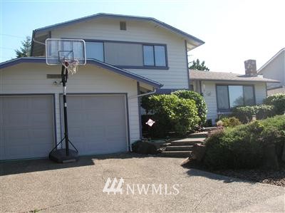 2007 Southeast 22nd Place Renton, WA 98055 - Photo 1 of 1