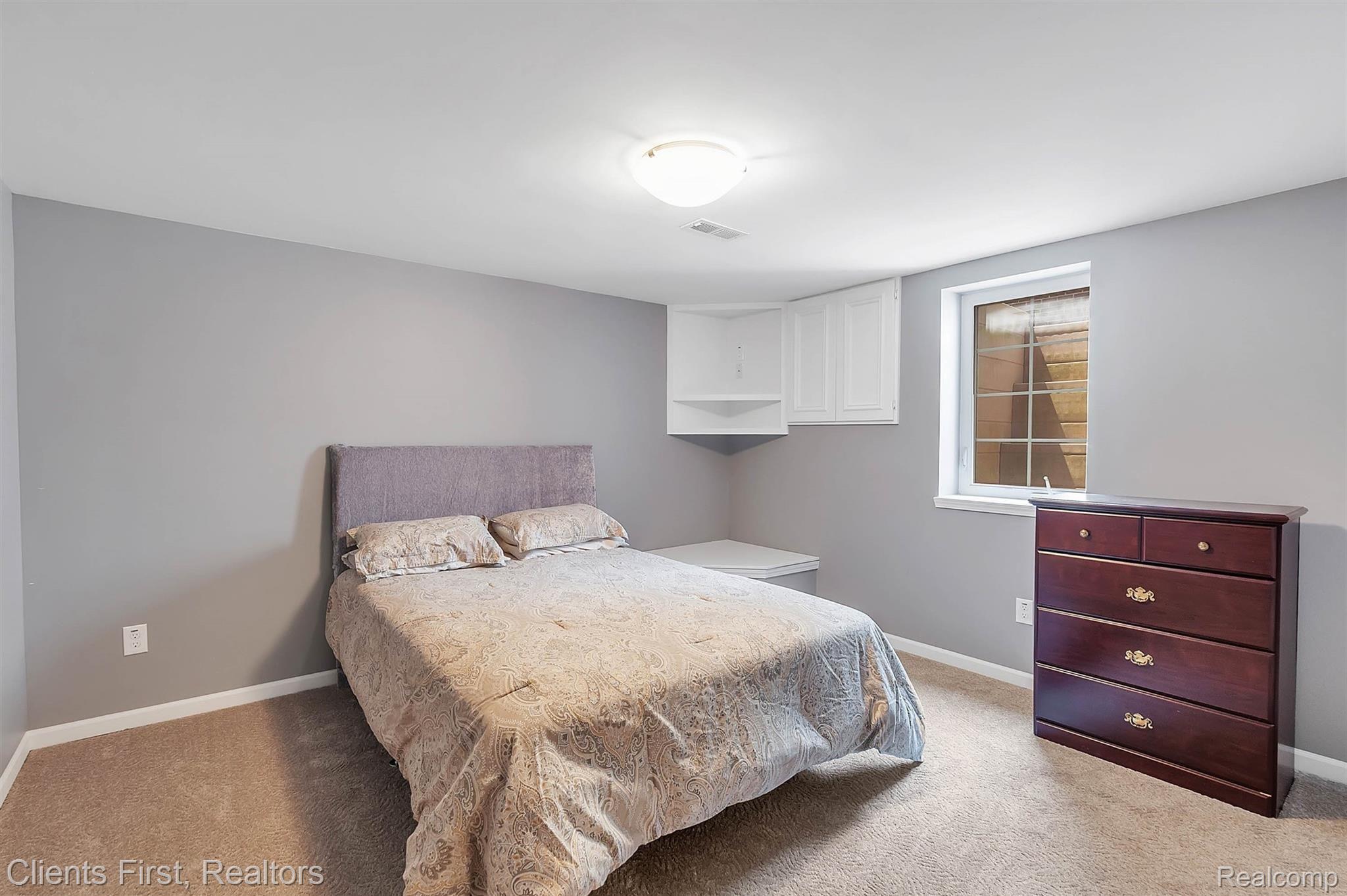 49535 Potomac Road Canton, MI 48188 - Photo 34 of 46 38-49535 Potomac RdWindowStill-Real.jpg