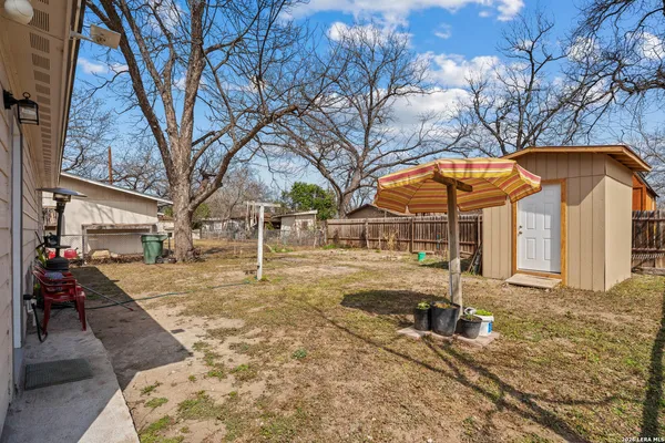 $178,000 | 422 Apolonio Street, Uvalde, TX 78801