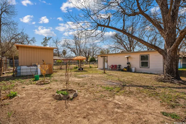 $178,000 | 422 Apolonio Street, Uvalde, TX 78801