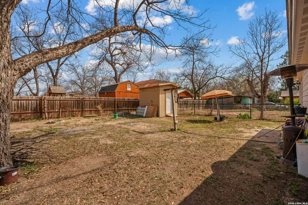 $178,000 | 422 Apolonio Street, Uvalde, TX 78801