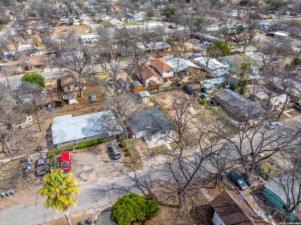 $178,000 | 422 Apolonio Street, Uvalde, TX 78801