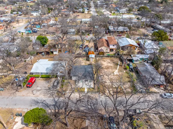 $178,000 | 422 Apolonio Street, Uvalde, TX 78801