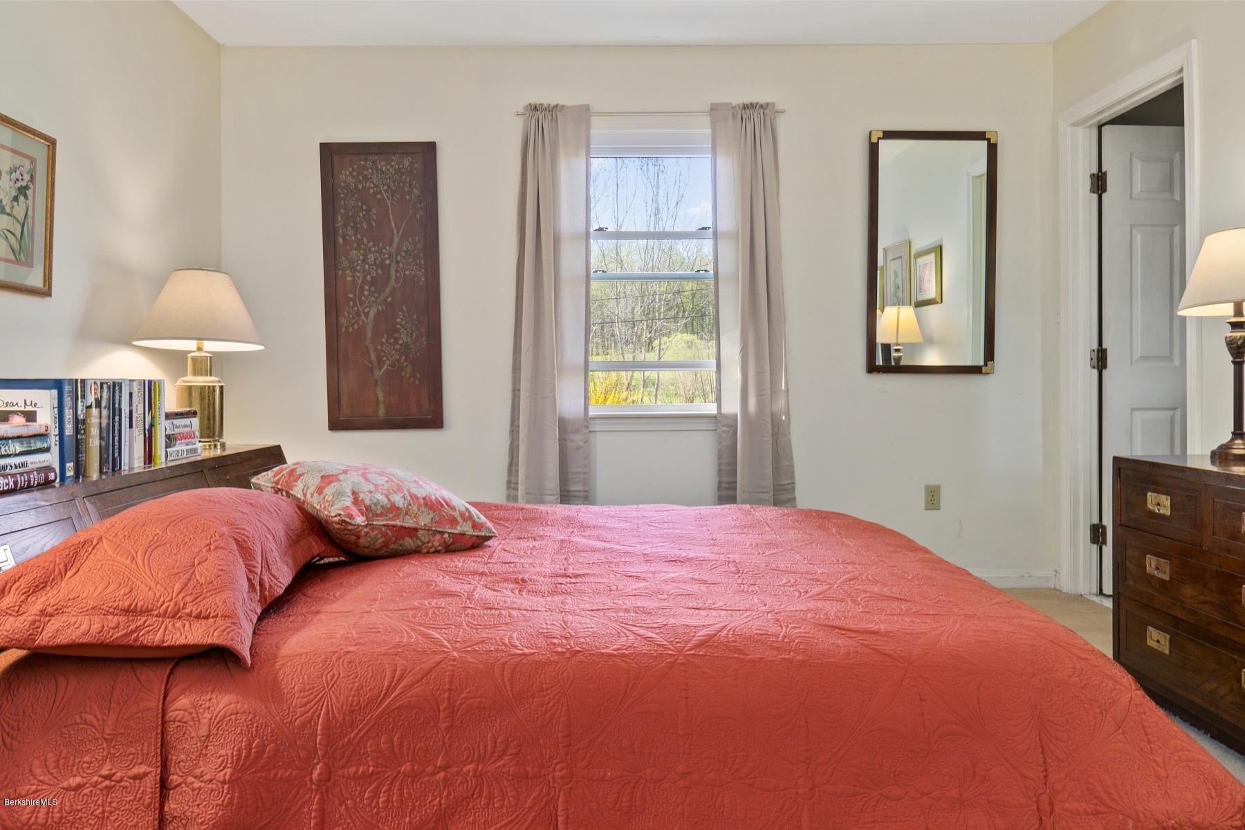 21 Roaring Brook Road Williamstown, MA 01267 - Photo 11 of 25 1800x1200DSC03862