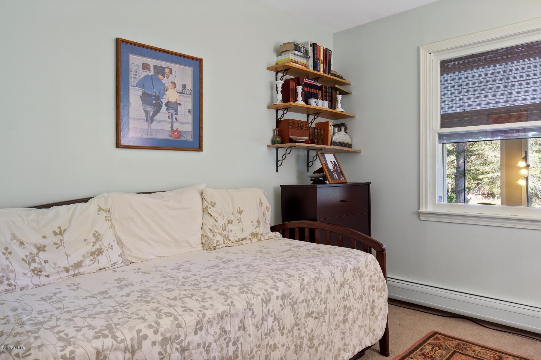21 Roaring Brook Road Williamstown, MA 01267 - Photo 13 of 25 1800x1200DSC03875