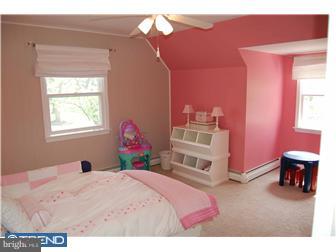 2225 Terwood Road Huntingdon Valley, PA 19006 - Photo 10 of 12 Gallery Image 10