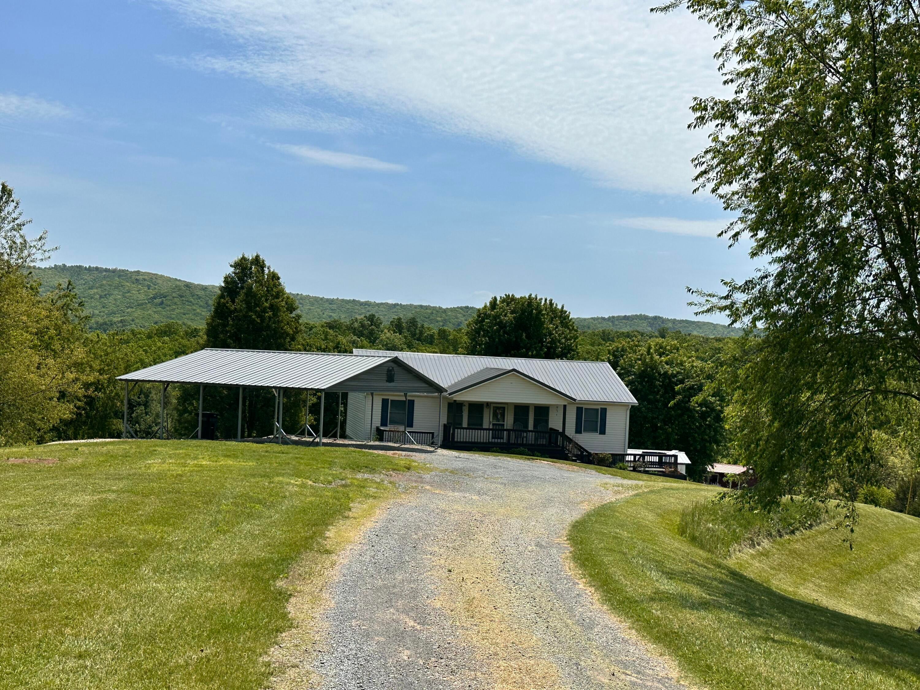 164 Charles Masters Road Ronceverte, WV 24970 - Photo 72 of 73 Drive in