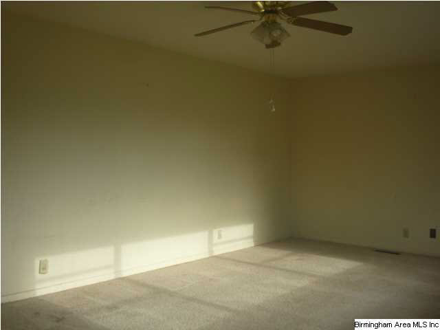200 Edgewood Street Clanton, AL 35045 - Photo 2 of 8