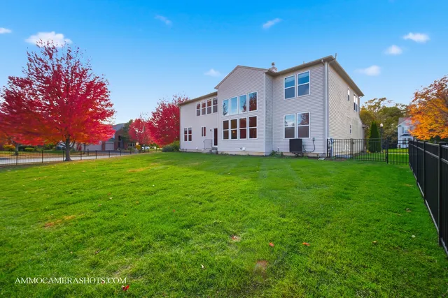 $669,900 | 1329 Turnberry Lane, Mundelein, IL 60060