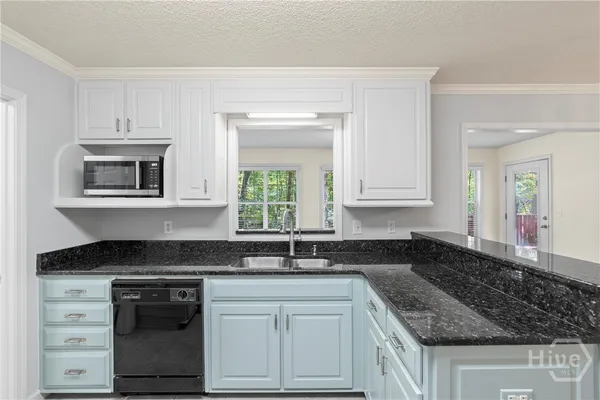 $499,900 | 30 Joe Lee Drive, Sharpsburg, GA 30277