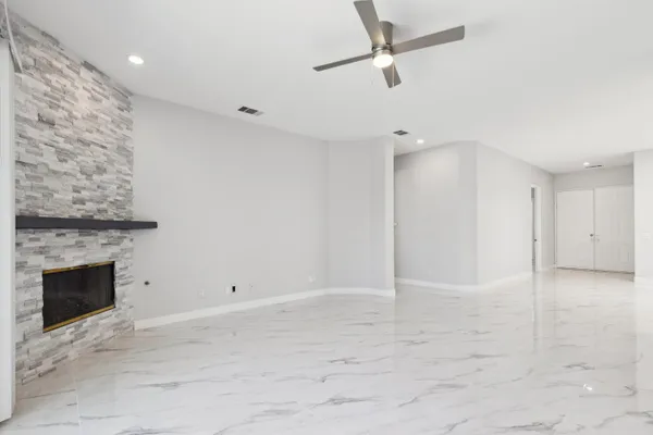 $3,900 | 44425 Grand Canyon Lane, Palm Desert, CA 92260