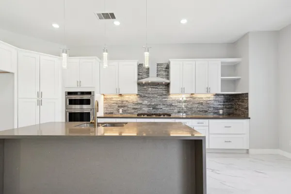 $3,900 | 44425 Grand Canyon Lane, Palm Desert, CA 92260