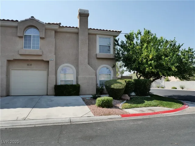 $1,799 | 9607 Quick Draw Drive, Las Vegas, NV 89123