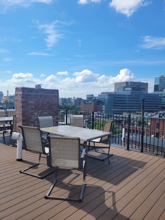 41 Revere Street, Unit 3 Boston, MA 02114 - Photo 7 of 9
