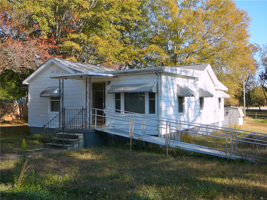 120 Butler Street Iva, SC 29655 - Photo 1 of 8