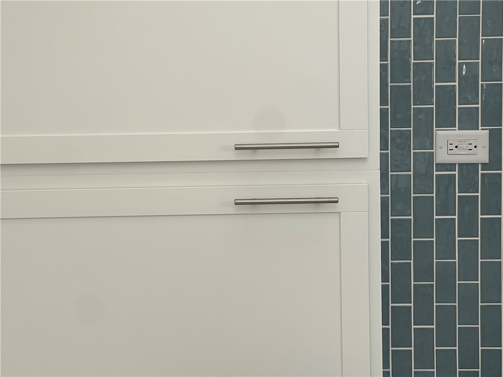 33 Halsey Street Central, SC 29630 - Photo 9 of 47