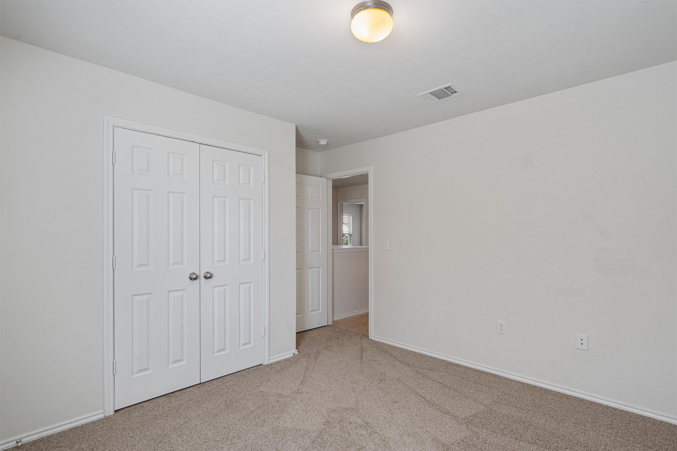 146 Russet Trail Georgetown, TX 78628 - Photo 27 of 37 a view of an empty room