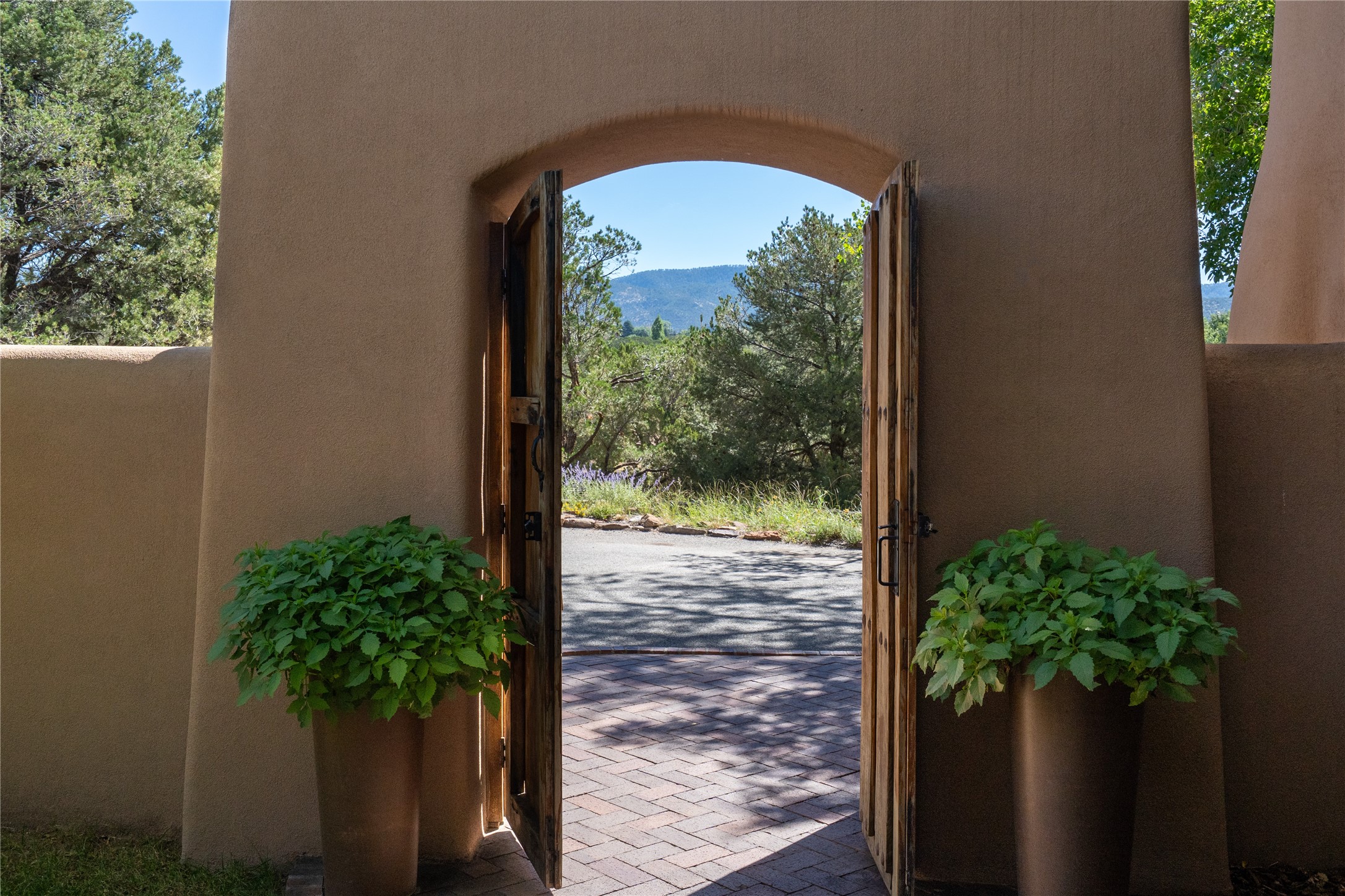 1314 Madrid Road Santa Fe, NM 87505 - Photo 7 of 74