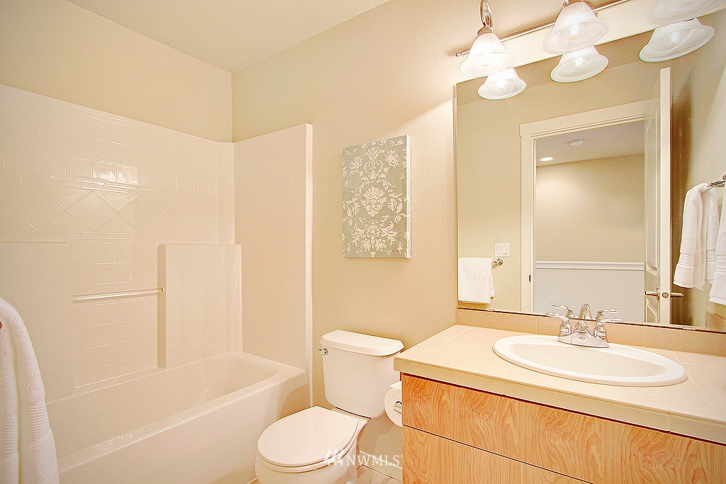 67 Cougar Ridge Road Northwest, Unit 2103 Issaquah, WA 98027 - Photo 14 of 20