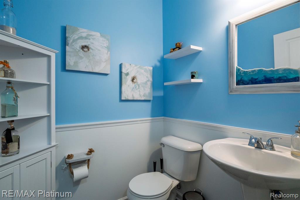 1402 Secretariat Way Howell, MI 48843 - Photo 30 of 37 Gallery Image 30