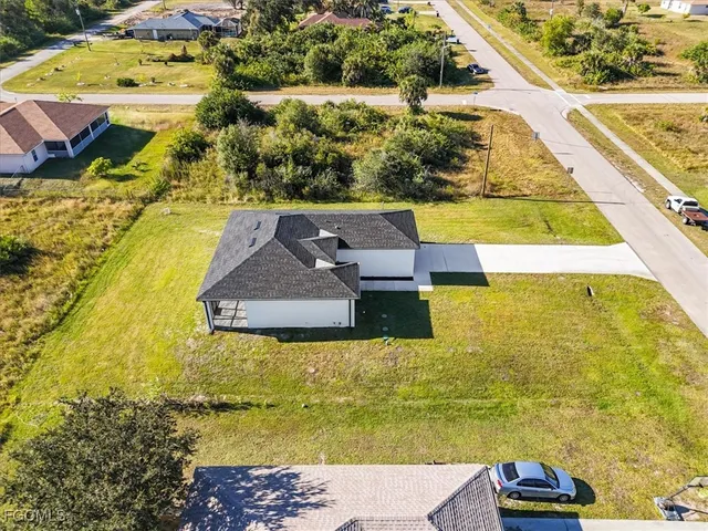 a view of an ocean view