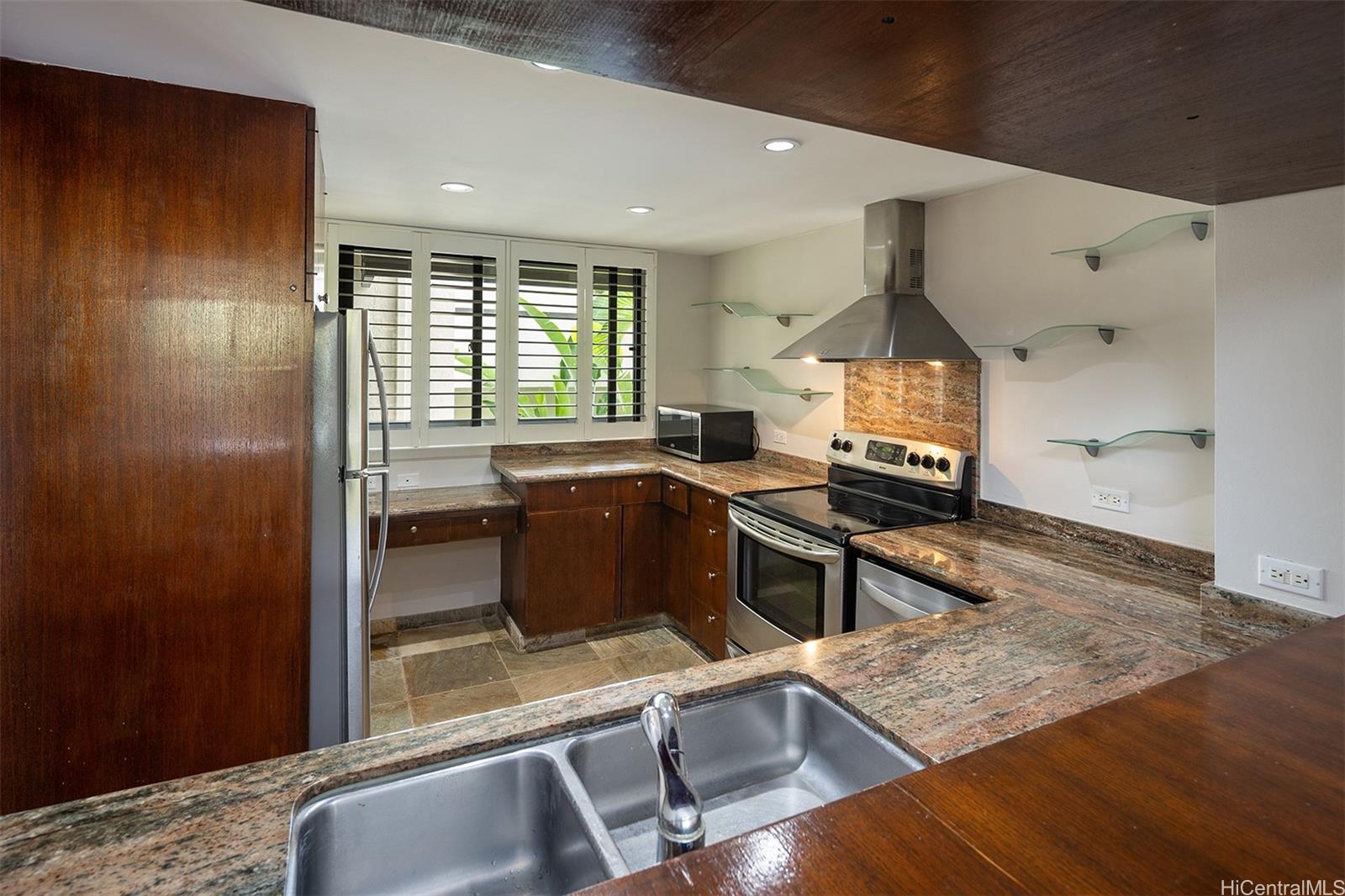 500 Lunalilo Home Road, Unit 22L Honolulu, HI 96825 - Photo 3 of 25