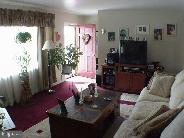 1 Ray Road Middletown, PA 17057 - Photo 2 of 3 Gallery Image 2