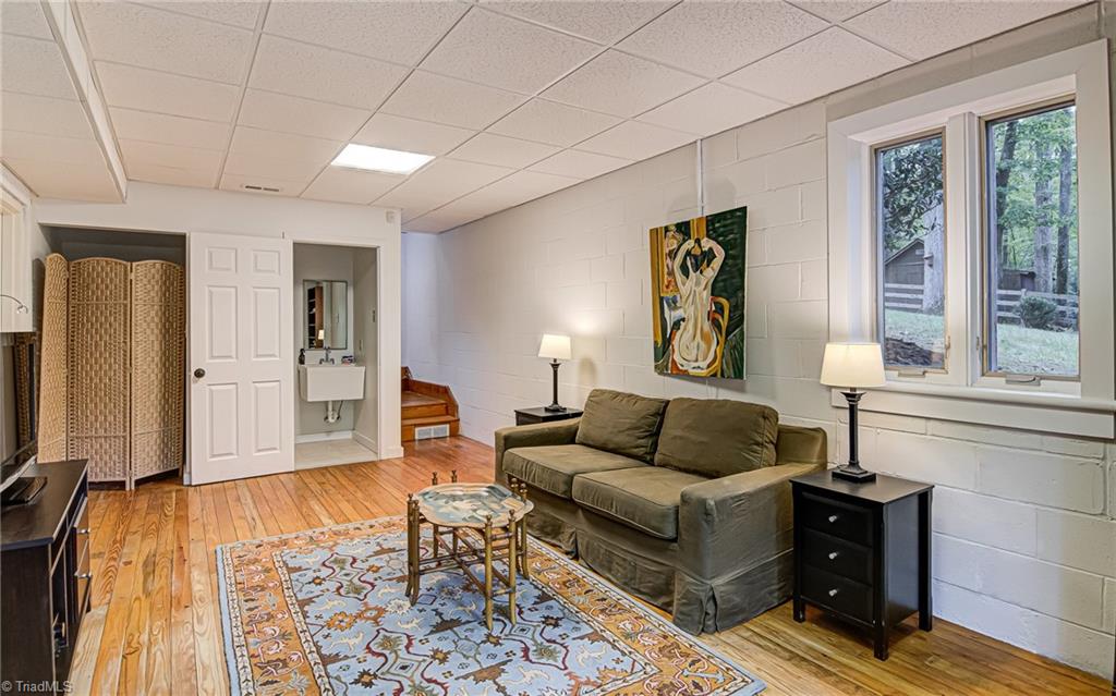 3726 Milhaven Road Winston-Salem, NC 27106 - Photo 31 of 39 Playroom