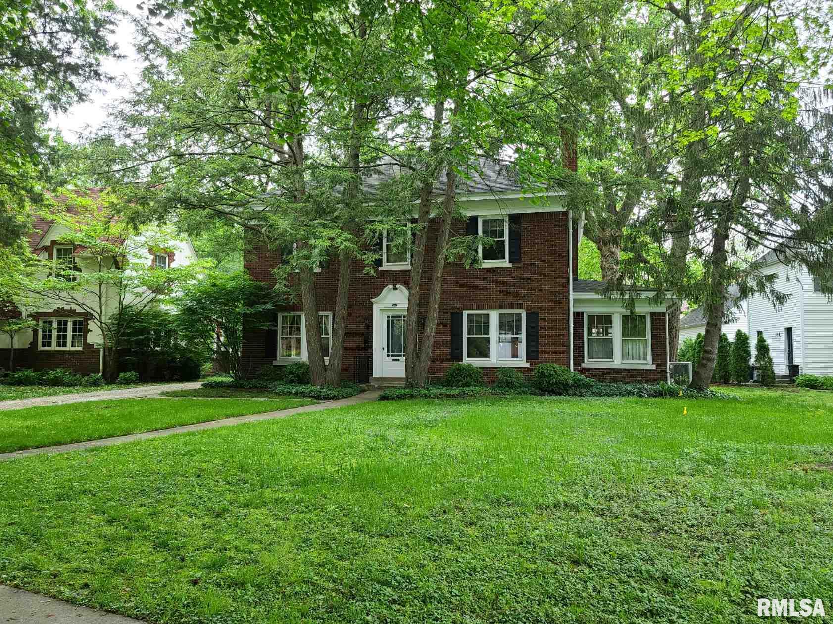 1916 Bates Avenue Springfield, IL 62704 - Photo 1 of 1 Gallery Image 1