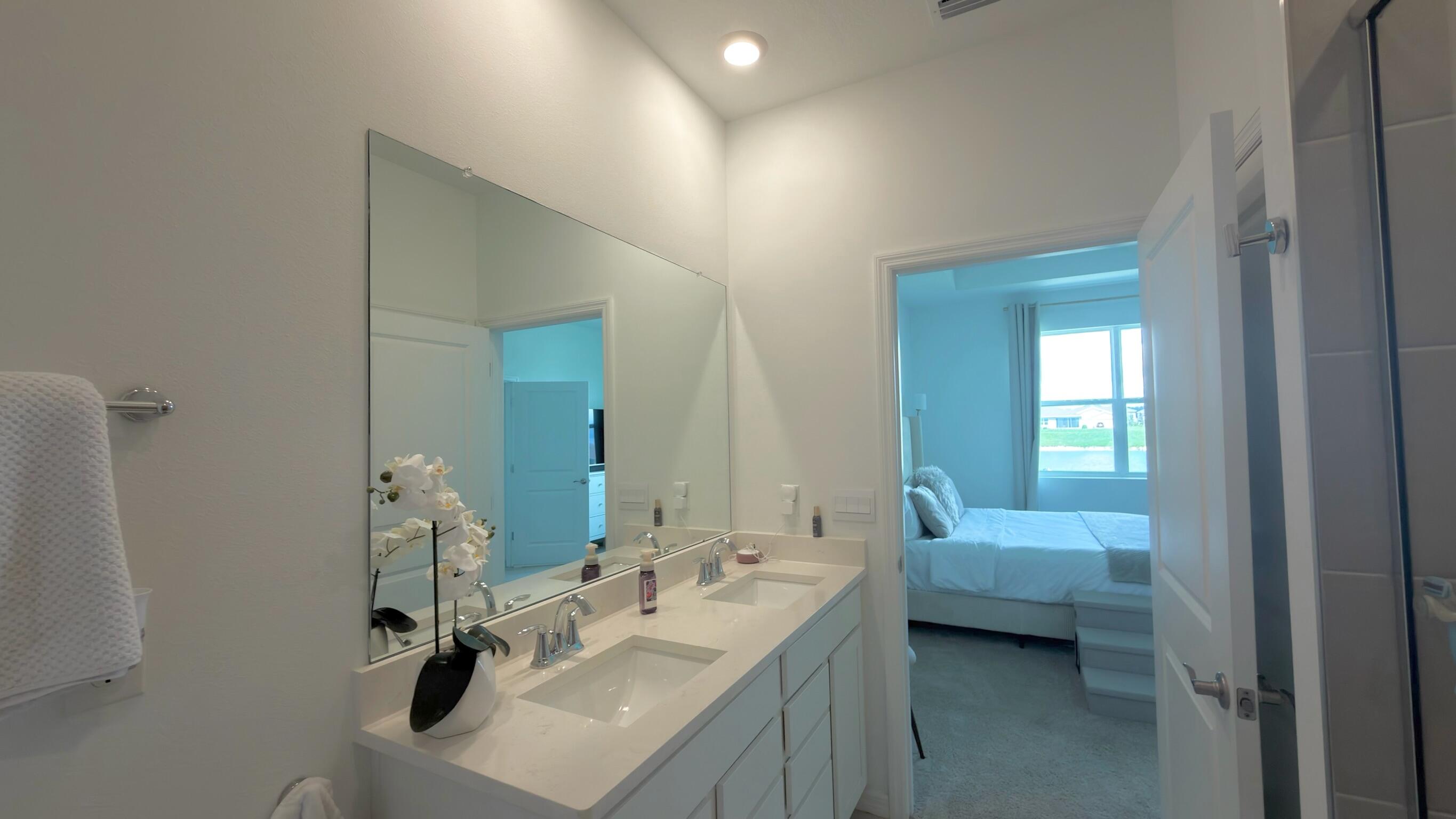 32697 Rustic Rise Road, Unit 1 San Antonio, FL 33576 - Photo 13 of 33 MASTER BATHROOM