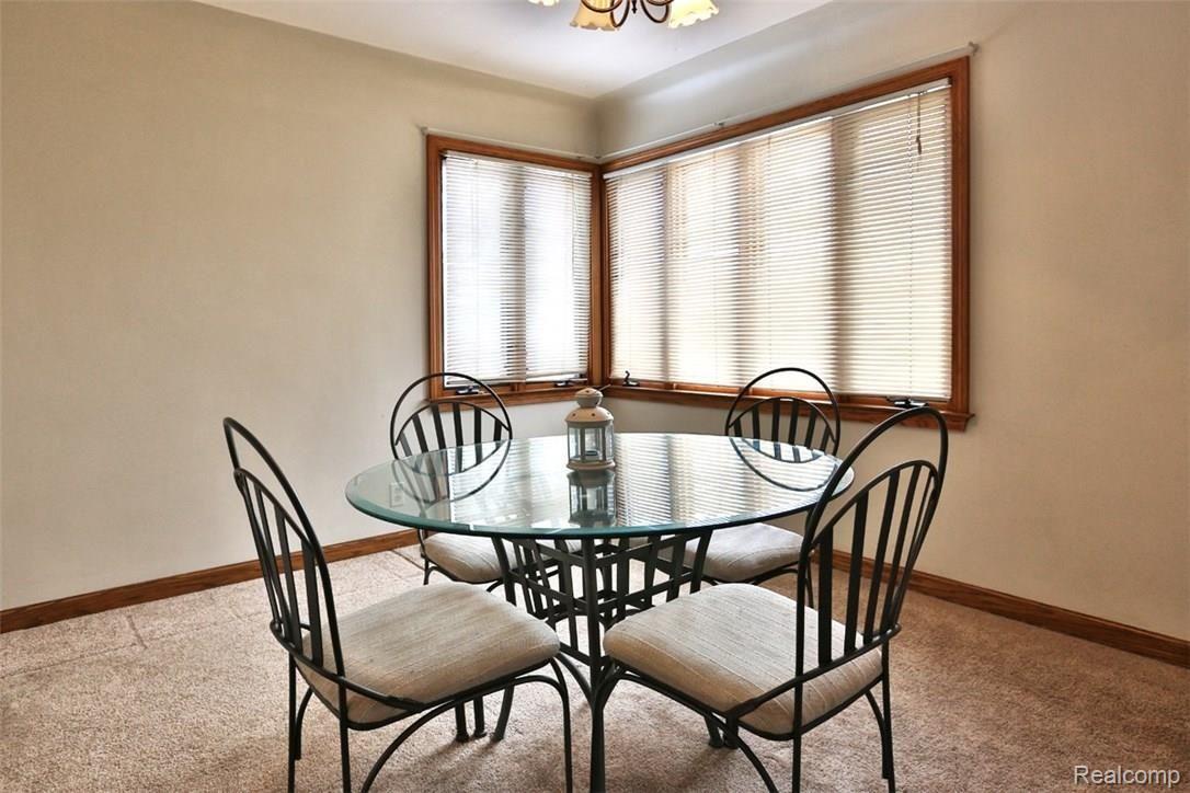33130 Willow Road New Boston, MI 48164 - Photo 9 of 23 2B8A6345.jpg