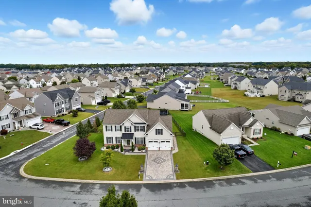 $599,900 | 347 Willowwood Drive, Smyrna, DE 19977