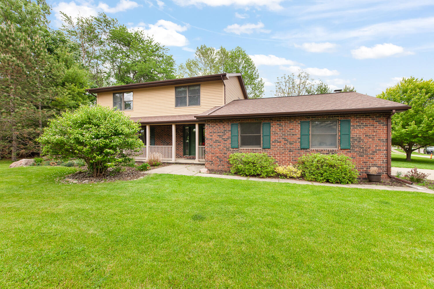 1302 North Freer Road Chelsea, MI 48118 - Photo 5 of 65 132 N Freer Rd - Chelsea - 1047