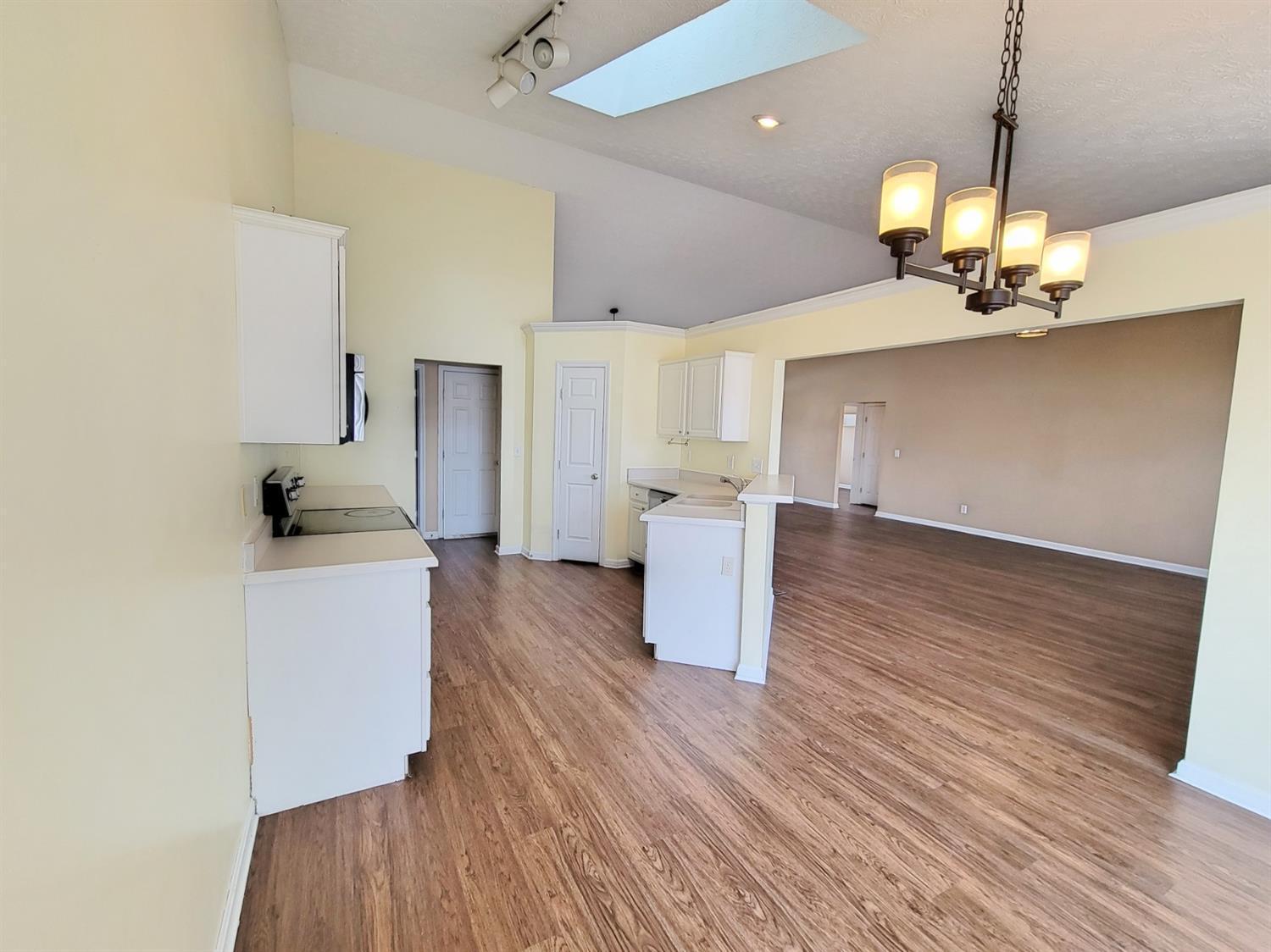 1293 Alexandersville Road Miamisburg, OH 45342 - Photo 5 of 12