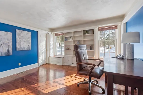 $1,250,000 | 23 Tahanto Trail, Harvard, MA 01451