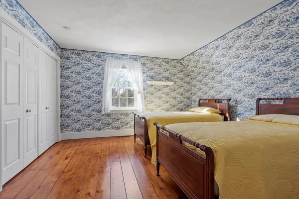 $1,250,000 | 23 Tahanto Trail, Harvard, MA 01451