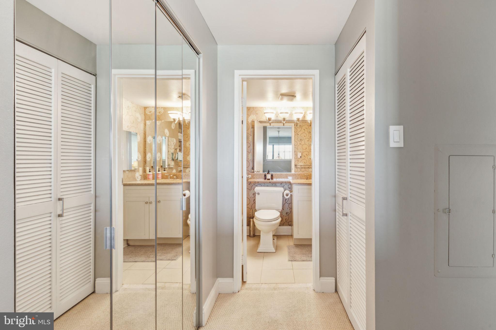 2429 Locust Street, Unit 302 Philadelphia, PA 19103 - Photo 31 of 34